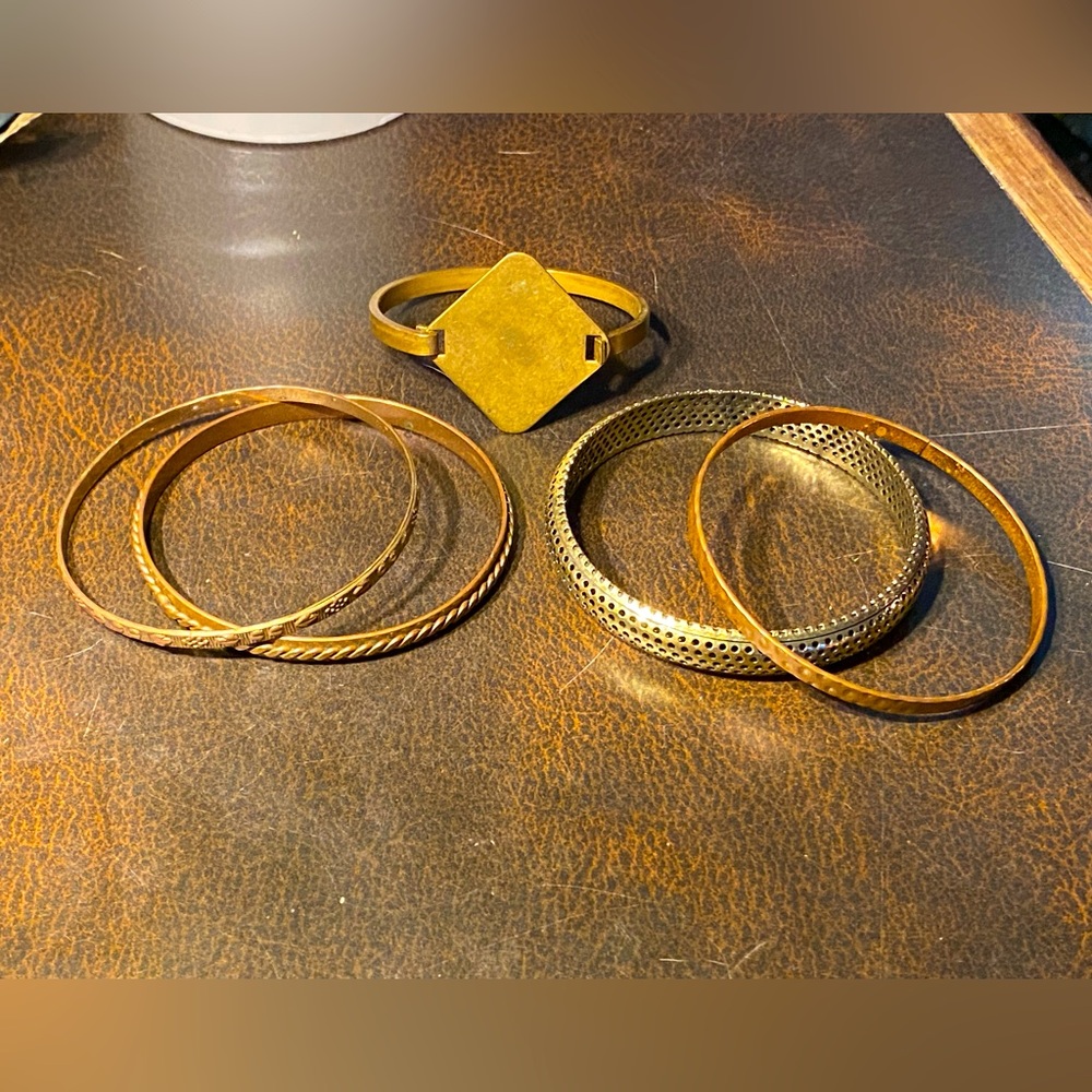 Antique bundle five vintage bracelets:brass,bronze,copper,bangles,hinged